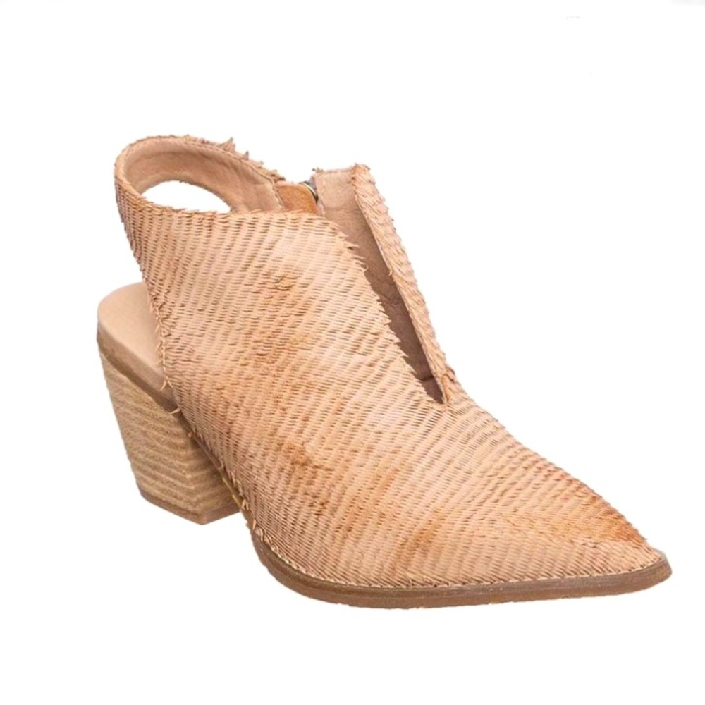 Antelope Hela Leather Slingback new in box